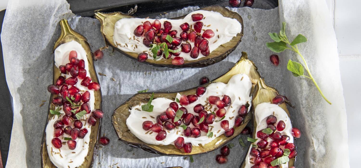 Recept Geroosterde Aubergines Met Granaatappel En Tahini Yoghurt