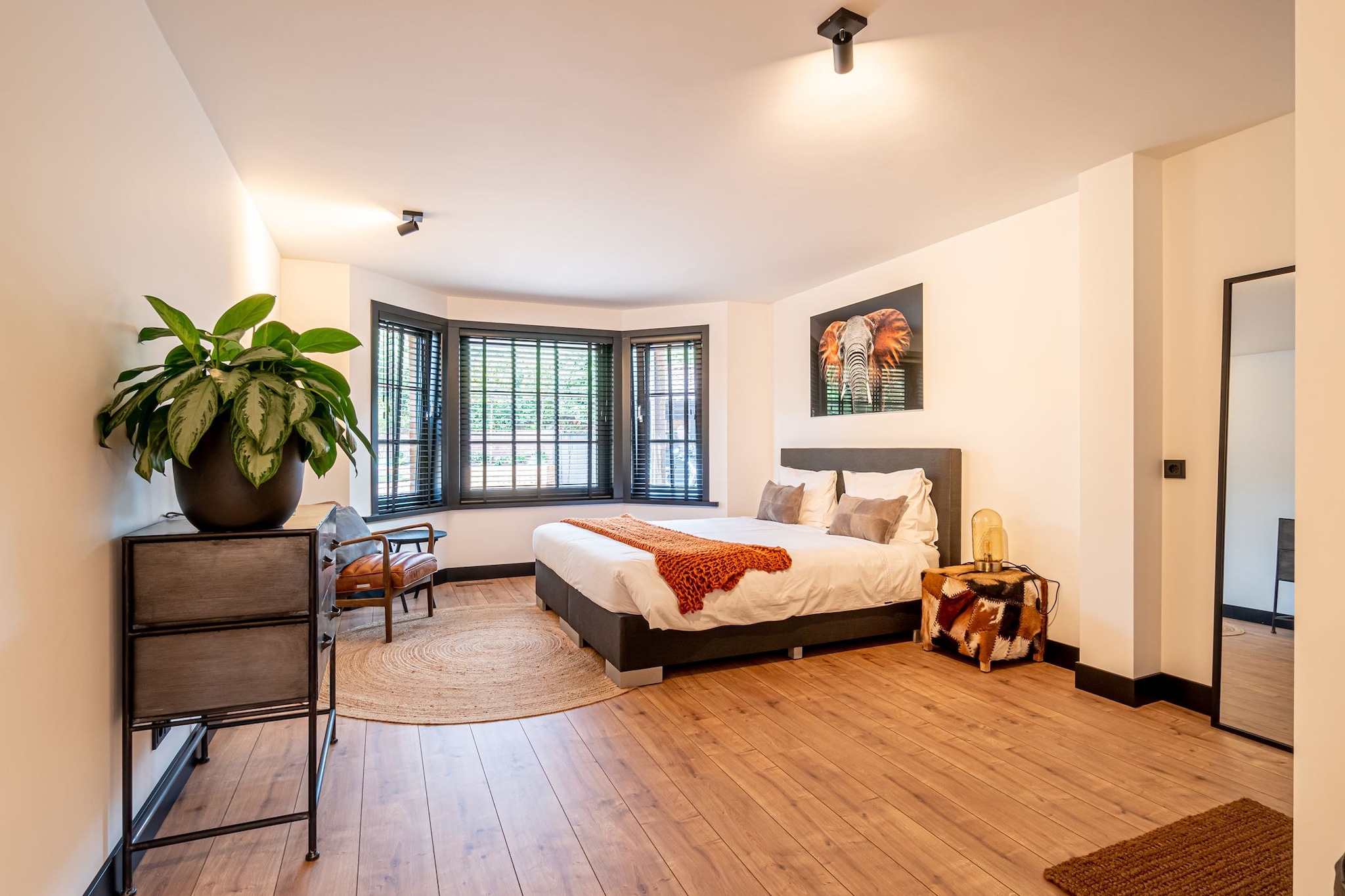 wauw zo ziet het nieuwe huis van martien en erica meiland in noordwijk eruit